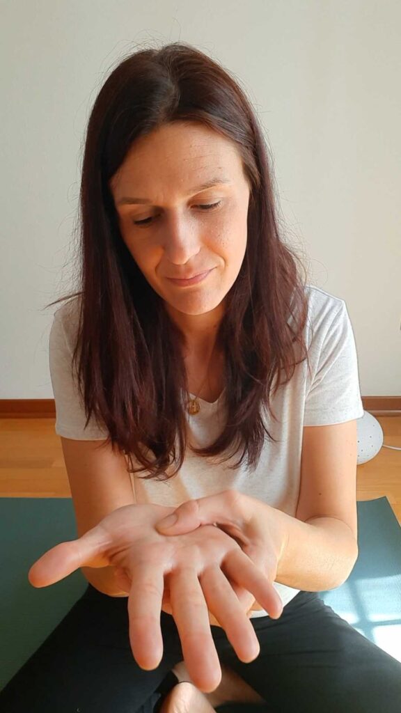 corsi-yoga-e-meditazione-monica2